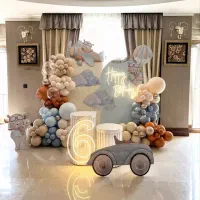 بادکنک آرایی نوزاد تم تولد جشن ترخیصی دیزاین