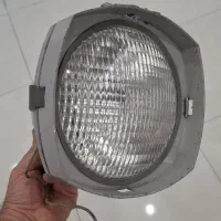 نور افکن قایق