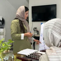 برگزاری کلاس گروهی آموزش رنگ و لایت با قیمت استثنا|خدمات آرایشگری و زیبایی|مشهد, ایثار|دیوار