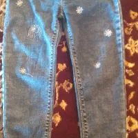 شلوار  دخترانه سایز  ۶۵  قیمتشم  ۲۶۰ هزار