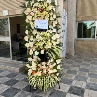 تاج گل طبیعی و مصنوعی