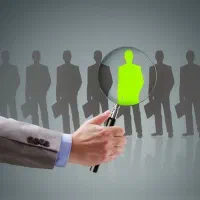 اپراتور دستگاه ورق سازی کارتن