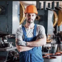 استخدام کارگر اقا فنی با سابقه کار