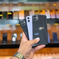 اپل iPhone 11 با حافظهٔ ۱۲۸ گیگابایت