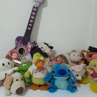 عروسک ها با هم با گیتار ۶۵۰