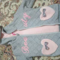 سویشرت به همراه گوش گیر مناسب 5 تا 6 سال|کفش و لباس بچه|تهران, تهرانسر غربی|دیوار