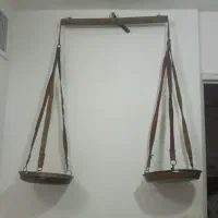 ترازو عتیقه