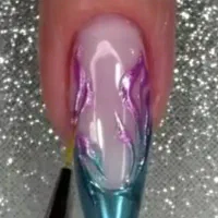 انواع خدمات و آموزش خدمات ناخن