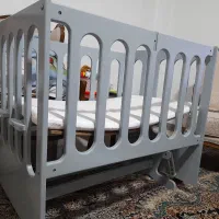 تخت کنار مادر|تخت و صندلی بچه|رشت, پیرکلاچای|دیوار