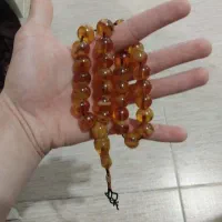 تسبیح‌کهربای‌کره‌عسلی