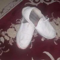 فر‌وش دو جفت کلاش