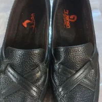 سلام یک جفت کفش چرم بفروش میرسه