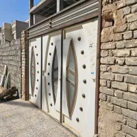 درب حیاط|مصالح و تجهیزات ساختمان|شاهین‌شهر, خانه کارگر|دیوار