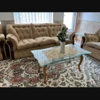 مبلمان هفت نفره همراه با سه عدد گل میز