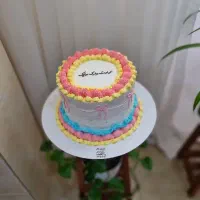 کیک تازه پز و پر مغز