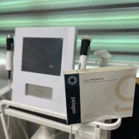 پوستی روشن و شفاف  با کربوکسی و پلاژن