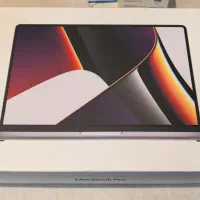 Apple MacBook M1 Pro 2 gig gig