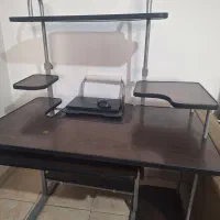 میز تمیز برای لپ تاپ