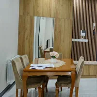 مبلمان ۷ نفره به همراه میز ناهارخوری ۶ نفره