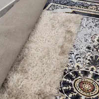 یک پالاز موکت دارم برایه فروش است