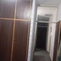 طبقه بالا۱ خواب بزرگ درب از ساختمان