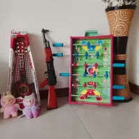 چند عدد اسباب بازی