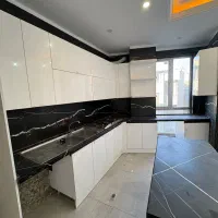 ۶۷متر/غرق نور/سالن پرده خور/پارک تهران ویلا