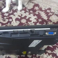 لب تاب‌|رایانه همراه|تهران, خاک سفید|دیوار