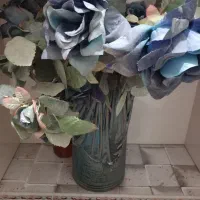 گلدان با گل ۲۵۰۰۰۰