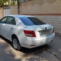 زوتی آریو