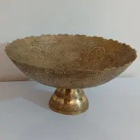 کاسه ای بزرگ برنجی