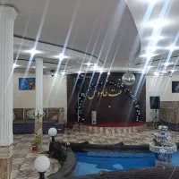 قهوه خونه و رستوران سنتی تخت طاووس