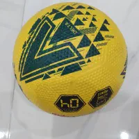 توپ فوتبال BETA