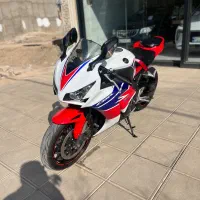 CBR 1000|موتورسیکلت|قم, صدوق|دیوار