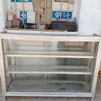 ویترین و میز تاشو و صندلی و استند و پرچم ساحلی