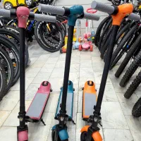 اسکوتر برقی ایستاده