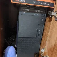 کامپیوتر با تمامی لوازم