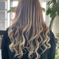 اکستنشن موی طبیعی بصورت تخصصی|خدمات آرایشگری و زیبایی|شیراز, فرهنگ شهر|دیوار