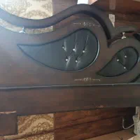تاج تخت