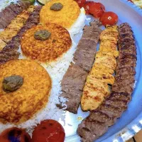 چلوکبابی  نیاز به یک نفر صندوقدار