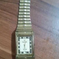 دو عدد ساعت مچی سویستار طلا