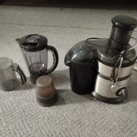 آبمیوه گیری، چرخ گوشت، سشوار، گلدان