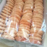 استخدام نیرو خانم در قنادی