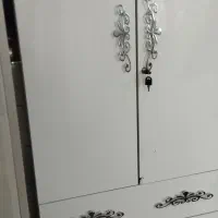 کمد لباسی سالم ودر حد نو