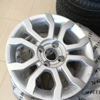 کارگر لاستیک فروشی