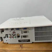 ویدیو پروژکتور هیتاچی اسپیکر قوی لامپ نو فابریک|تلویزیون و پروژکتور|شیراز, زرهی|دیوار