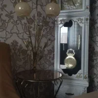 ساعت ایستاده و آباژور