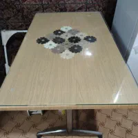 میز نهارخوری