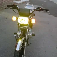 موتور سیکلت همتاز