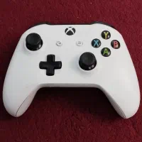 دسته ایکس باکس وان S(پلمپ کمیاب)بشرط کارشناس